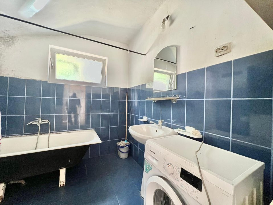 COMISION 0% Casa individuala cu 6 camere de vanzare, zona Lipovei 12, foxfort.ro