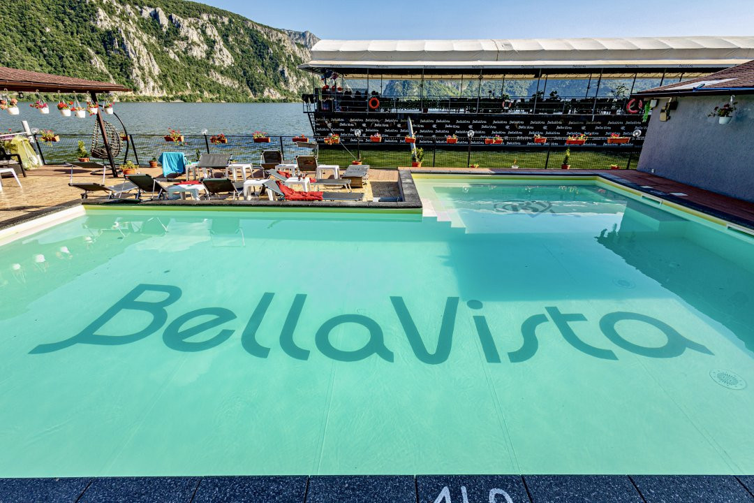 Dubova | Pensiune de vânzare | Ponton restaurant 3, foxfort.ro