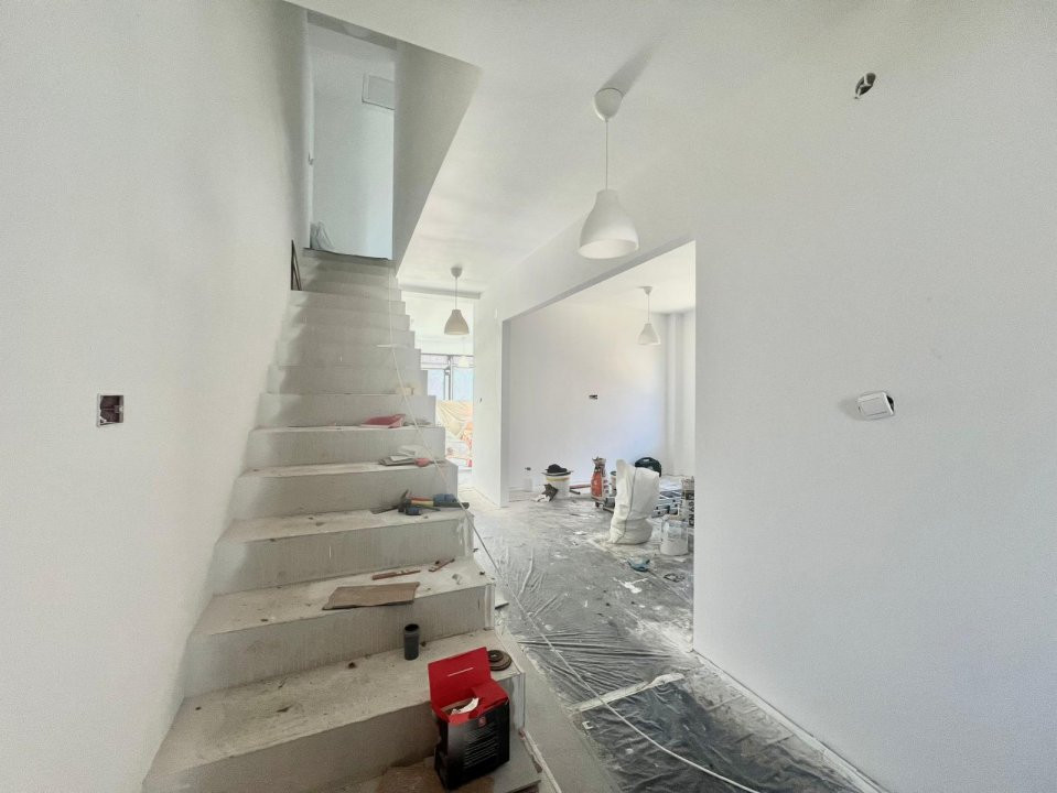 Duplex de vanzare cu 3 camere si 3 bai, Mosnita Noua 11, foxfort.ro