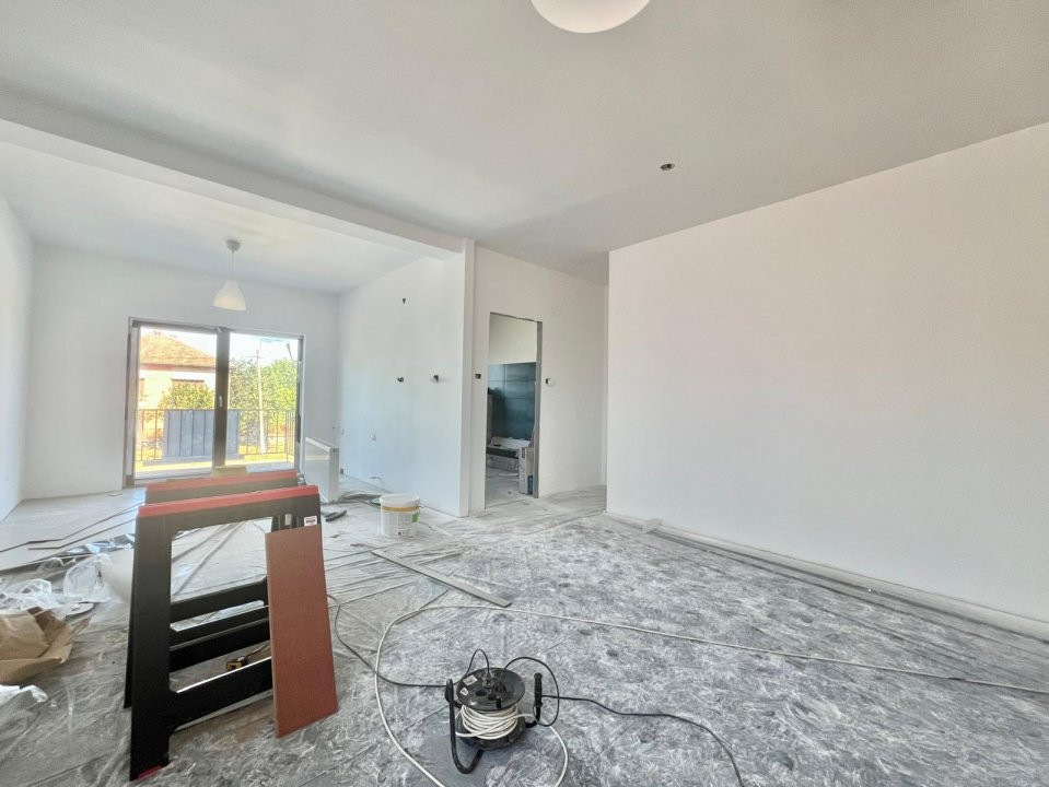 Duplex de vanzare cu 3 camere si 3 bai, Mosnita Noua 14, foxfort.ro