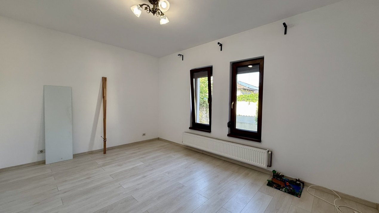 Casa individuala cu 4 camere, si teren de 250 mp, zona Giroc 7, foxfort.ro