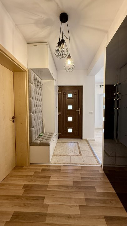 Casa individuala cu 4 camere, si teren de 250 mp, zona Giroc 16, foxfort.ro