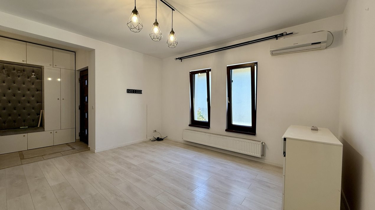 Casa individuala cu 4 camere, si teren de 250 mp, zona Giroc 18, foxfort.ro
