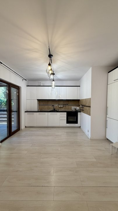 Casa individuala cu 4 camere, si teren de 250 mp, zona Giroc 19, foxfort.ro
