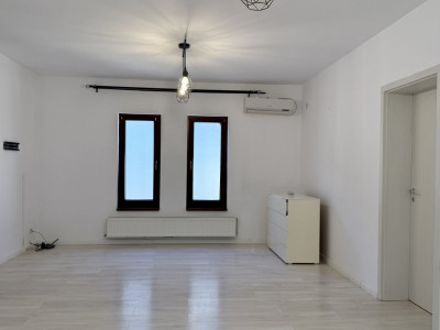 Casa individuala cu 4 camere, si teren de 250 mp, zona Giroc imagine mica 2, foxfort.ro