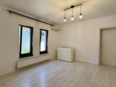 Casa individuala cu 4 camere, si teren de 250 mp, zona Giroc imagine mica 17, foxfort.ro