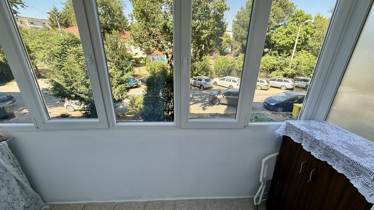 COMISION 0% Apartament cu o camera, balcon de inchiriat, zona Aem 6, foxfort.ro
