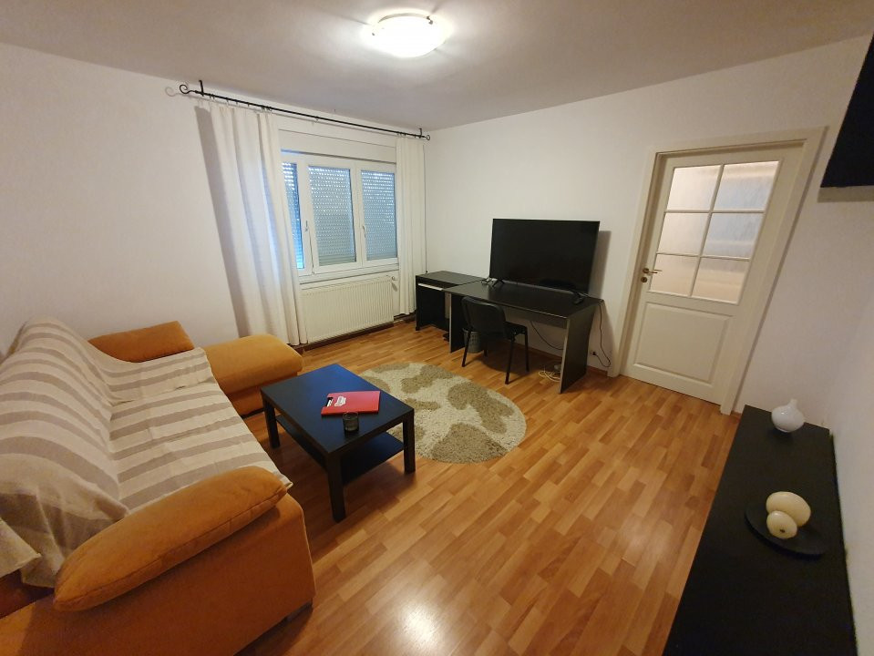 Apartament cu 2 camere de inchiriat, zona Central 7, foxfort.ro