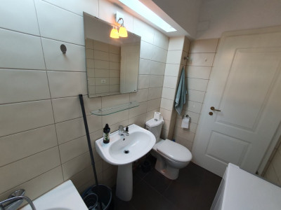 Apartament cu 2 camere de inchiriat, zona Central imagine mica 15, foxfort.ro