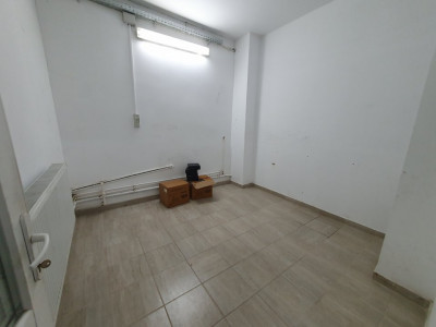 Comision 0% Afacere la cheie: service auto de inchiriat 246 mp utili, Sag imagine mica 11, foxfort.ro