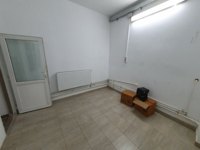 Comision 0% Afacere la cheie: service auto de inchiriat 246 mp utili, Sag imagine mica 12, foxfort.ro