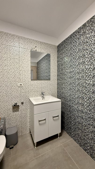 Apartament cu 3 camere semidecomandat - zona Giarmata 14, foxfort.ro