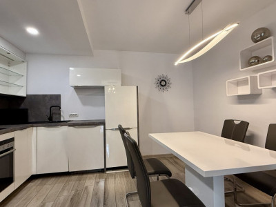 Apartament cu 3 camere semidecomandat - zona Giarmata imagine mica 18, foxfort.ro