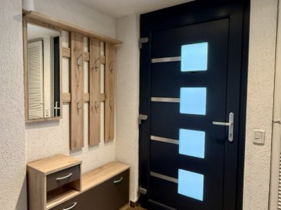 Apartament cu 3 camere semidecomandat - zona Giarmata imagine mica 29, foxfort.ro