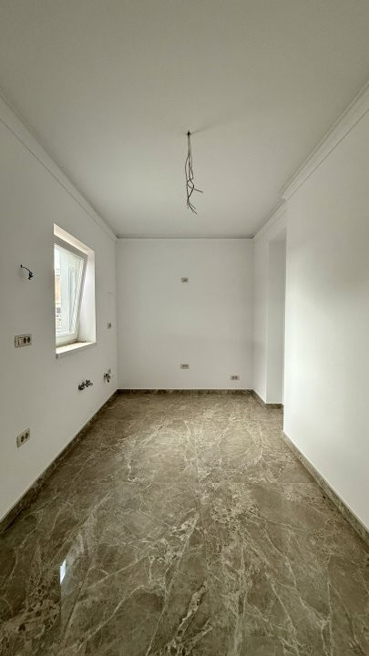 Duplex cu 3 camere si teren de 250 mp, zona Giarmata 4, foxfort.ro