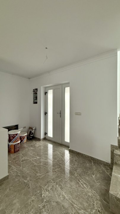 Duplex cu 3 camere si teren de 250 mp, zona Giarmata 11, foxfort.ro