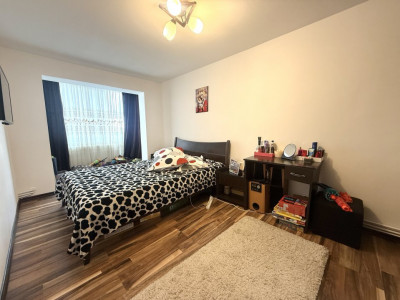 Apartament cu 3 camere, 2 bai, decomandat, 67 mp utili, in zona Cetatii imagine mica 3, foxfort.ro