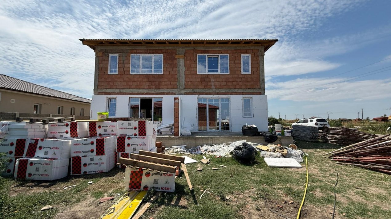 Duplex cu 4 camere si teren 280 mp, zona Remetea Mare 2, foxfort.ro
