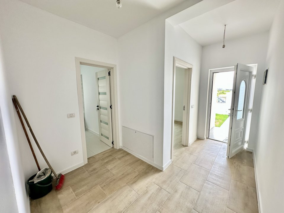 Duplex cu 3 camere si teren de 382 mp Mosnita zona Lidl 11, foxfort.ro