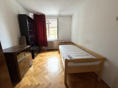 OPORTUNITATE INVESTITIE -Apartament cu 3 camere, etaj intermediar, zona Central imagine mica 5, foxfort.ro