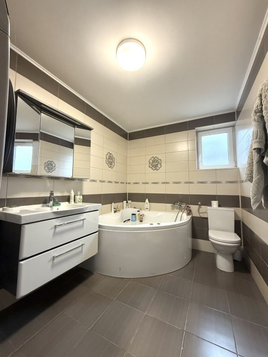 COMISION 0% Casa individuala cu 6 camere, 193 mp utili in Dumbravita 9, foxfort.ro