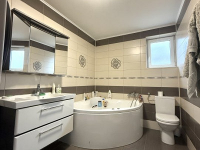 COMISION 0% Casa individuala cu 6 camere, 193 mp utili in Dumbravita imagine mica 9, foxfort.ro