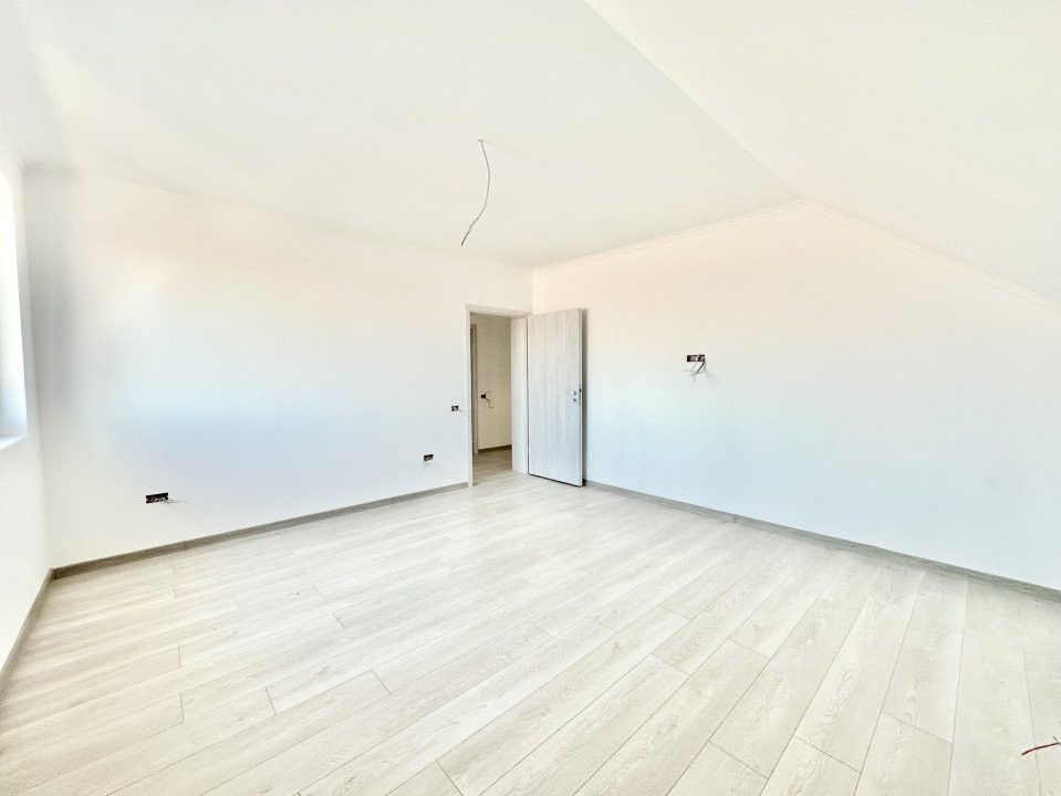 COMISION 0% Duplex cu 4 camere, toate utilitatile - Mosnita, Drumul Boilor 11, foxfort.ro