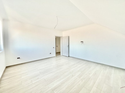 COMISION 0% Duplex cu 4 camere, toate utilitatile - Mosnita, Drumul Boilor imagine mica 11, foxfort.ro