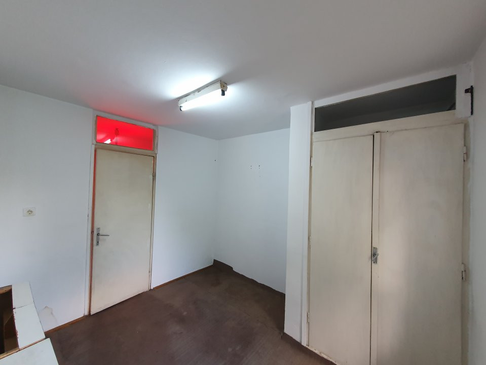 Apartament cu 3 camere decomandat, vedere pe 2 parti, zona Dambovita 16, foxfort.ro