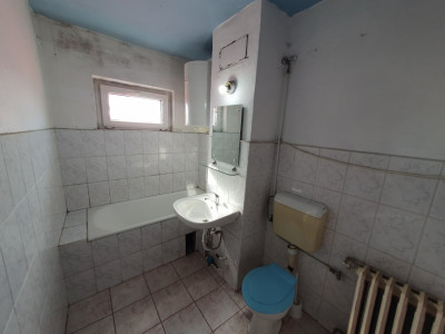 Apartament cu 3 camere decomandat, vedere pe 2 parti, zona Dambovita imagine mica 10, foxfort.ro