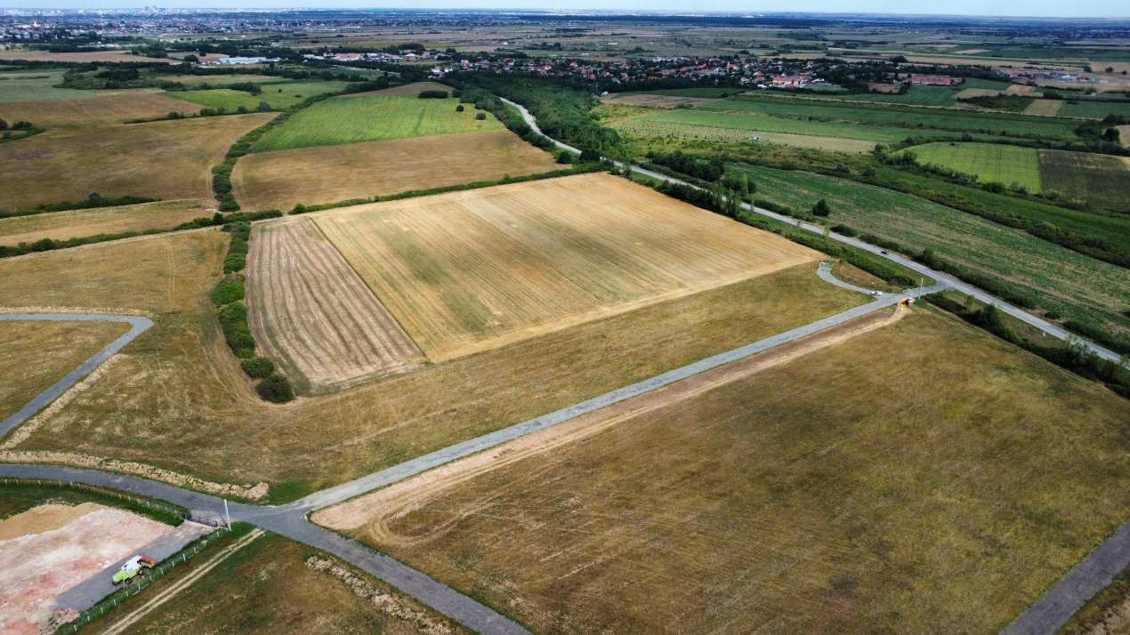 COMISION 0% Teren industrial cu utilitati, acces TIR - Mosnita 5, foxfort.ro