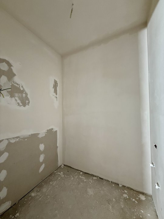 Duplex cu 4 camere pe Parter si teren de 285 mp, zona Metro Torontalului 14, foxfort.ro