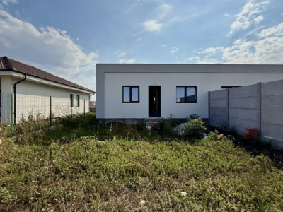 Duplex cu 4 camere pe Parter si teren de 285 mp, zona Metro Torontalului imagine mica 2, foxfort.ro