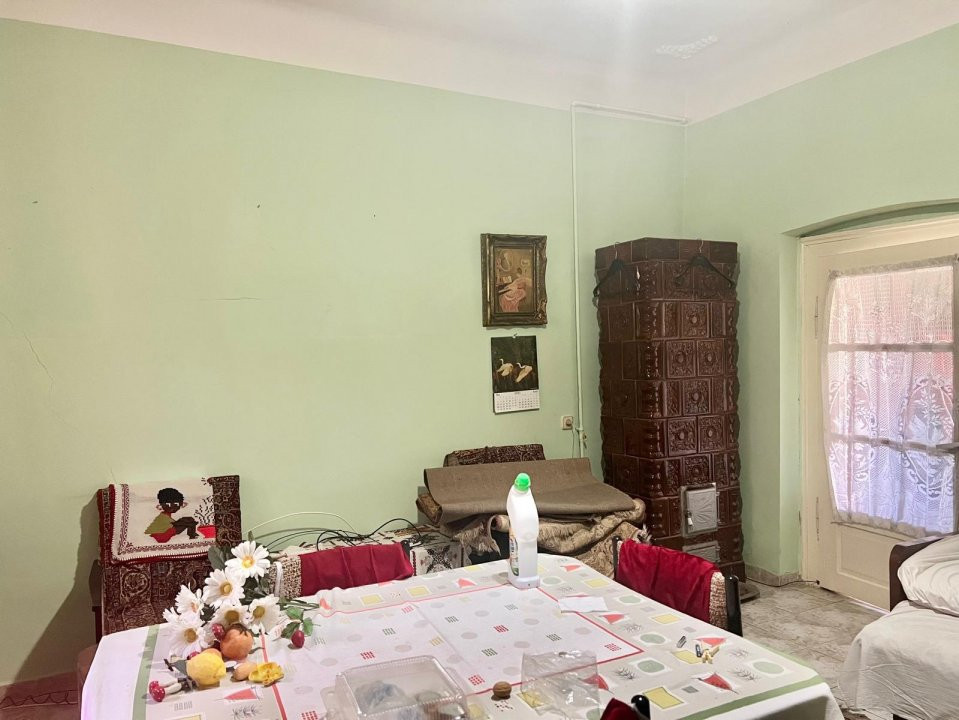 Casa de vanzare la curte comuna Zona Lunei - COMISION 0% 6, foxfort.ro