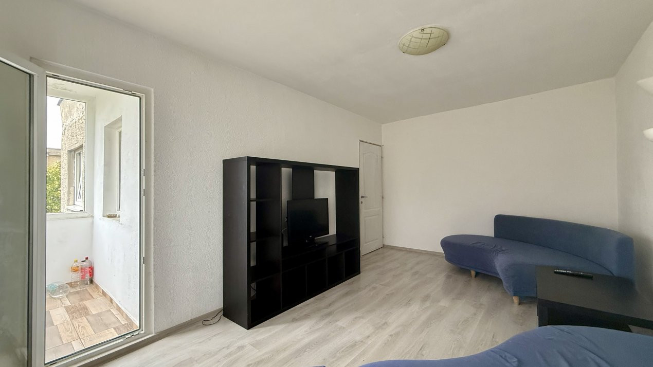 COMISION 0% Apartament cu 2 camere si 2 bai, decomandat, zona Aradului 2, foxfort.ro