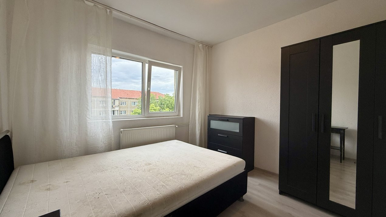 COMISION 0% Apartament cu 2 camere si 2 bai, decomandat, zona Aradului 3, foxfort.ro