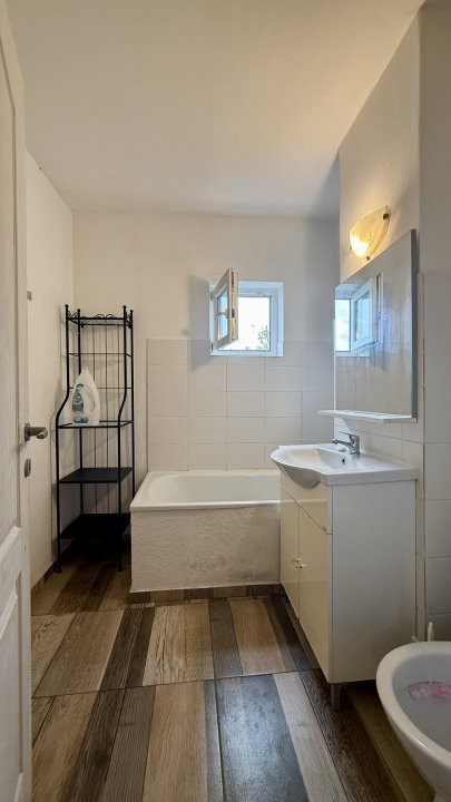 COMISION 0% Apartament cu 2 camere si 2 bai, decomandat, zona Aradului 10, foxfort.ro