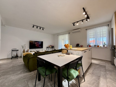 Duplex cu 3 camere pe parter, mobilat utilat - zona Remetea Mare imagine mica 6, foxfort.ro