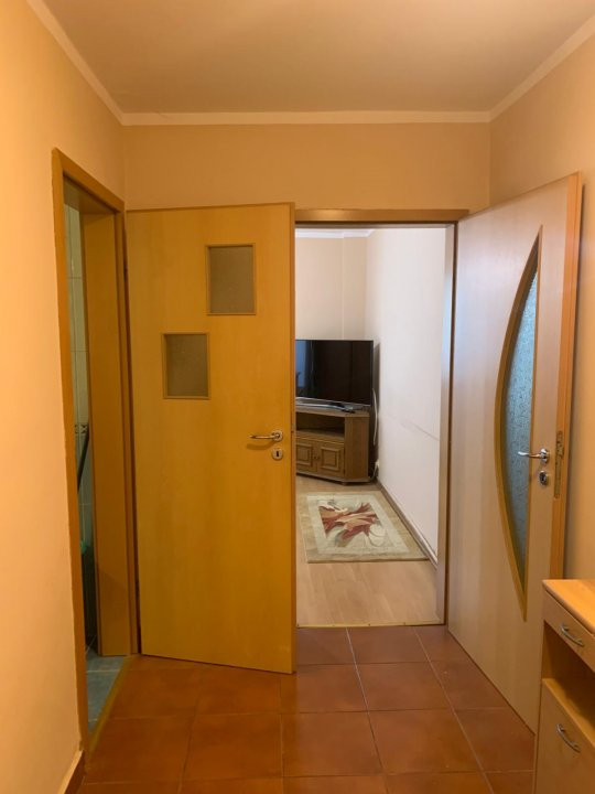 COMISION 0% Apartament cu o camera de 30 mp si balcon, zona Lipovei 4, foxfort.ro