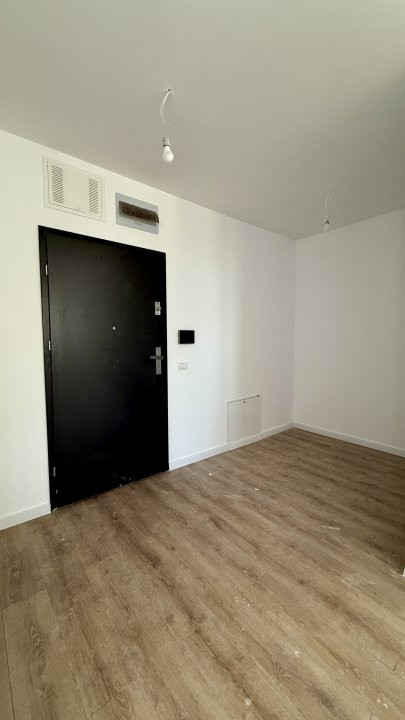 COMISION 0% Apartament de vanzare 3 camere, zona Torontalului 12, foxfort.ro