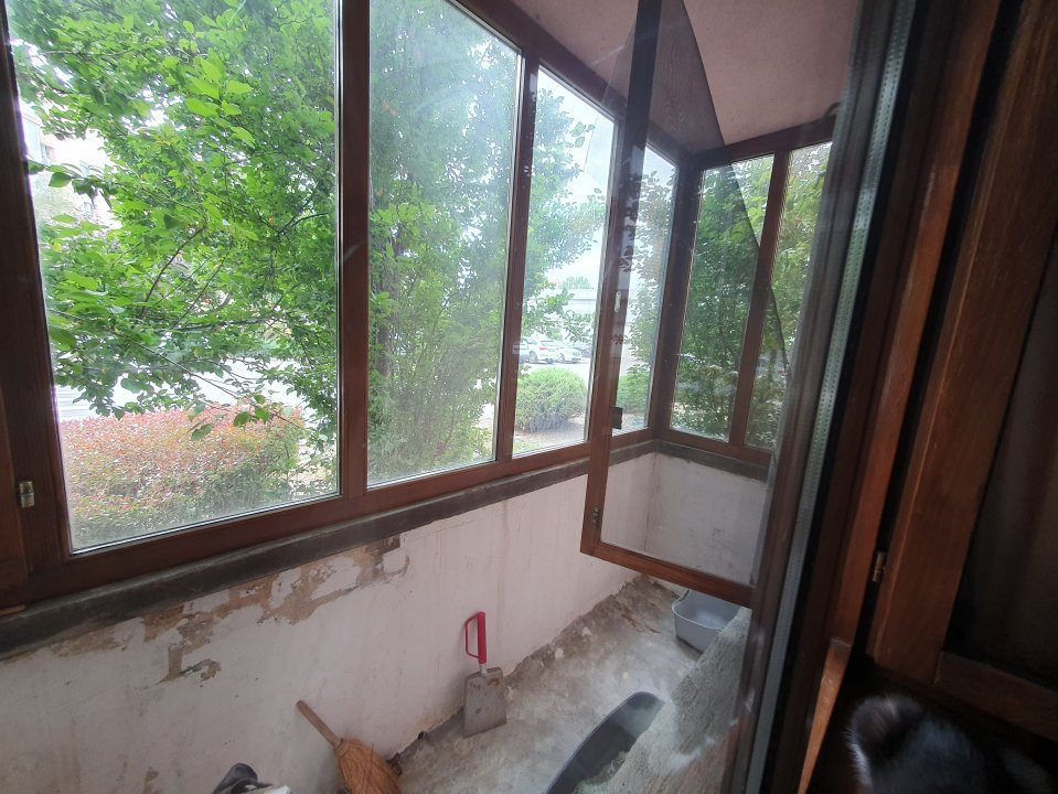 Apartament cu 2 camere, balcon de 3 mp - zona Dambovita 7, foxfort.ro