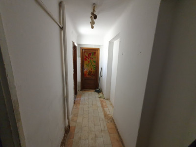 Apartament cu 2 camere, balcon de 3 mp - zona Dambovita imagine mica 12, foxfort.ro