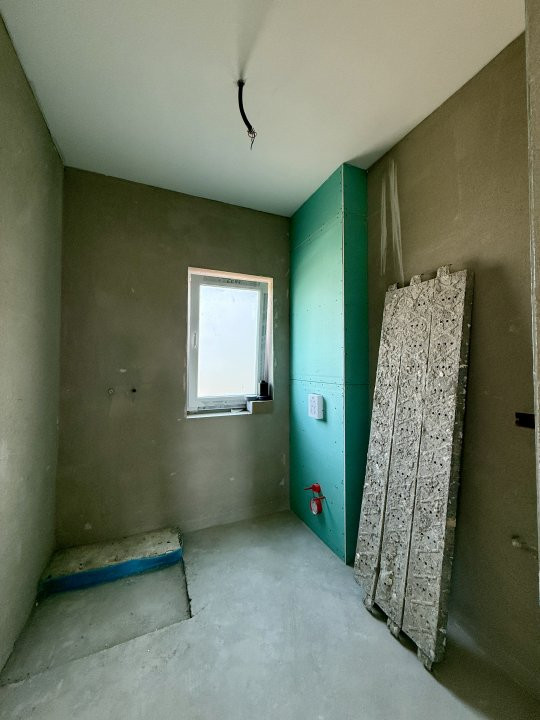 Triplex cu 4 camere, 115 mp, 3 bai - Zona Sacalaz 11, foxfort.ro