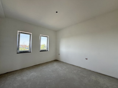 Triplex cu 3 camere, 115 mp, 2 bai - Zona Sacalaz imagine mica 10, foxfort.ro