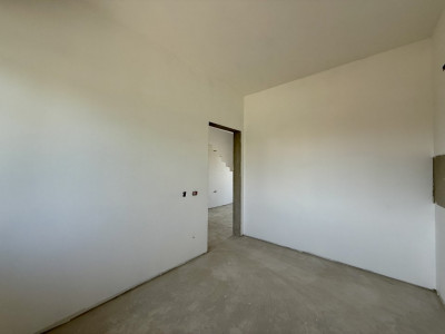 Triplex cu 4 camere, 115 mp, 3 bai - Zona Sacalaz imagine mica 4, foxfort.ro