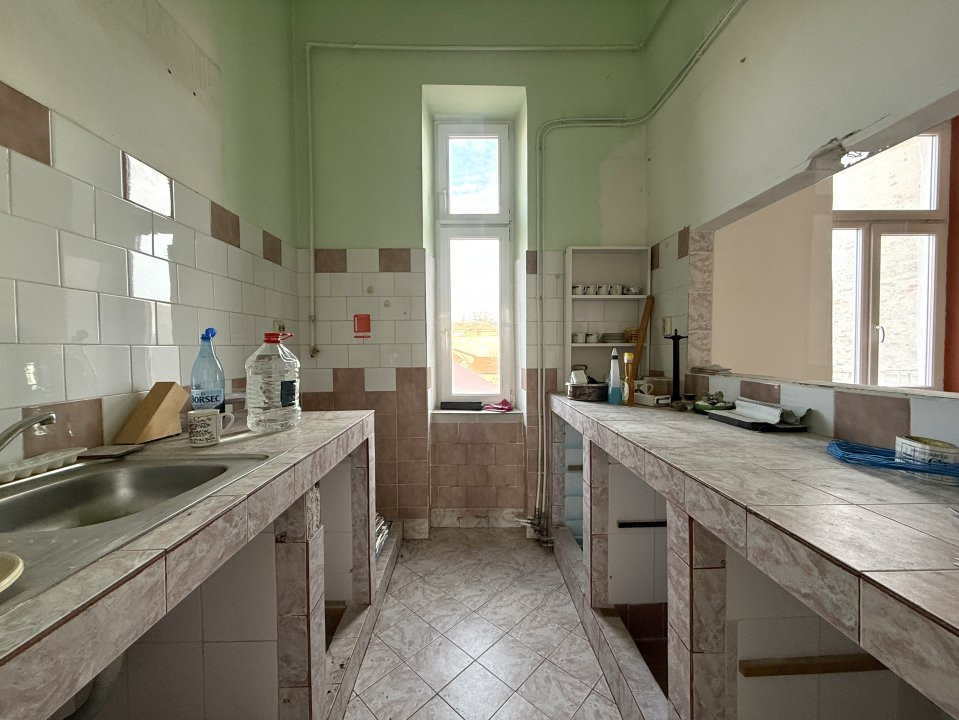 COMISION 0% Oportunitate investitie-Apartament cu 5 camere, 140 mp 12, foxfort.ro