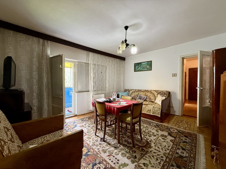 COMISION 0% Apartament cu 2 camere semidecomandat, zona Aradului 2, foxfort.ro