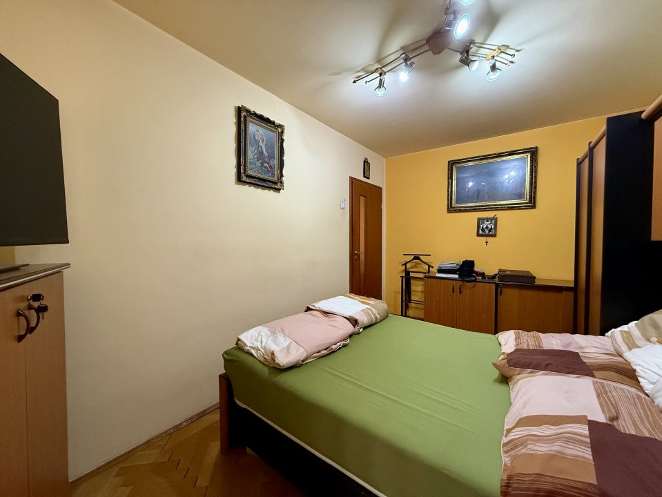 Apartament cu 4 camere si 2 bai - Pozitie excelenta Circumvalatiunii 4, foxfort.ro
