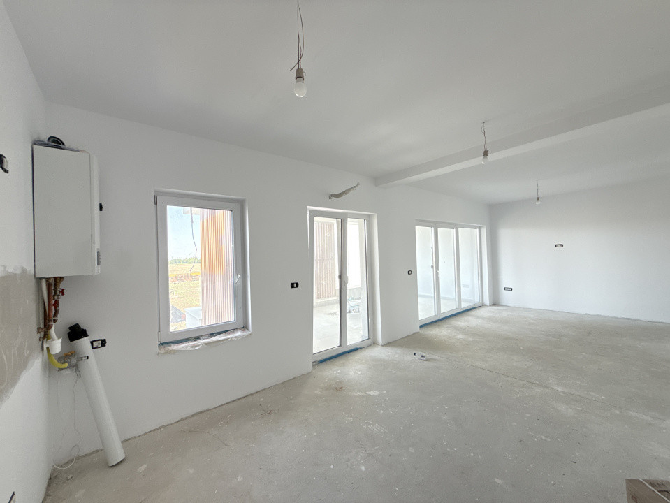COMISION 0% Apartament cu 3 camere si terasa de 25 mp, etaj 1 - Torontalului 2, foxfort.ro