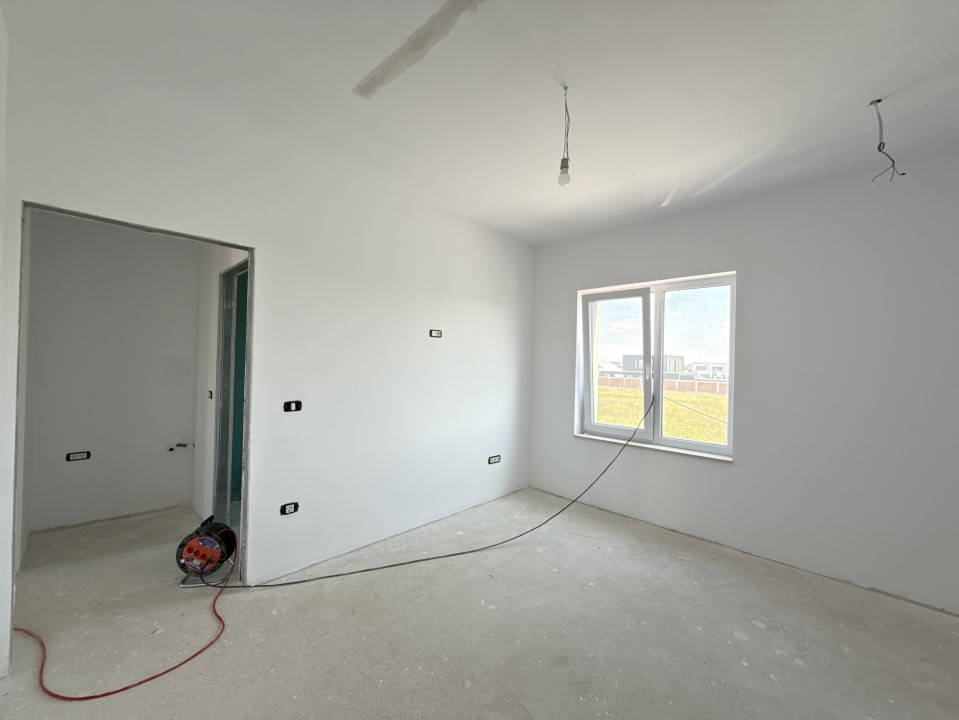 COMISION 0% Apartament cu 3 camere si terasa de 25 mp, etaj 1 - Torontalului 9, foxfort.ro